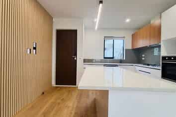 21E Putini Road, Mangere Bridge