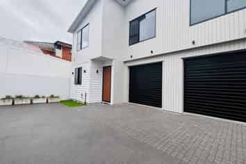 21E Putini Road, Mangere Bridge