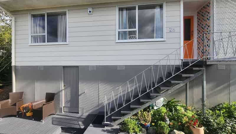 28 Zingaro Place, Massey