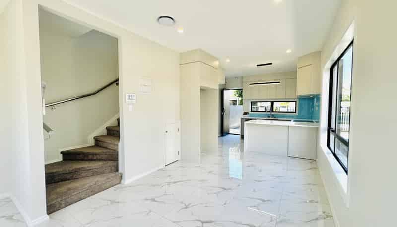 5/287 Massey Road, Mangere East