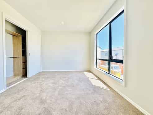 5/287 Massey Road, Mangere East