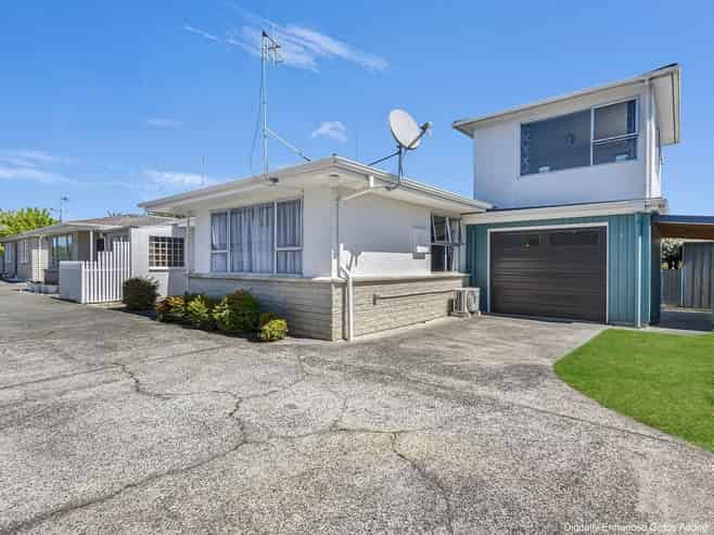 Hawkes Bay - Address withheld