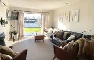 146 Nelson Crescent, Napier South