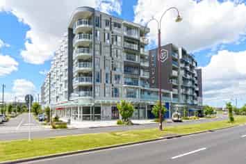 401/1 Rose Garden Lane, Albany