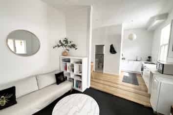 2/24c West End Road, Herne Bay