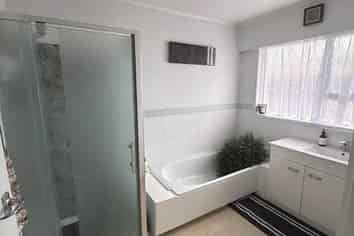 4/105 Coronation Road, Papatoetoe