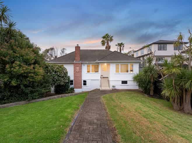 47 Kiwi Road, Point Chevalier