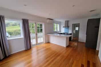 98 Muri Road, Pukerua Bay