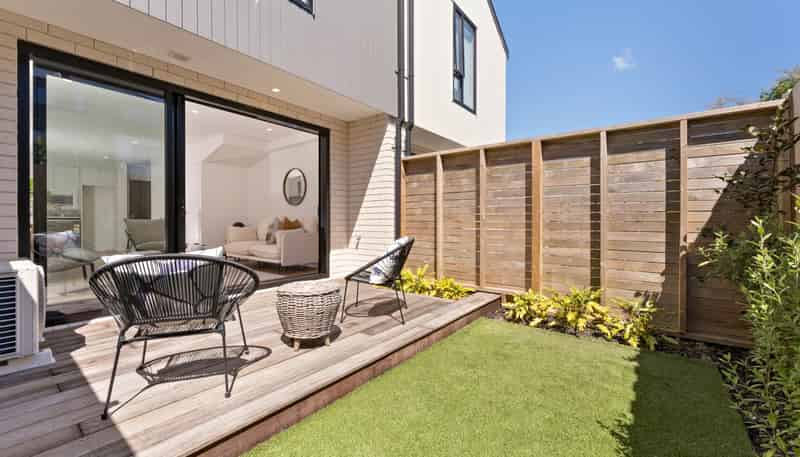 11/46 Taikata Road, Te Atatu Peninsula