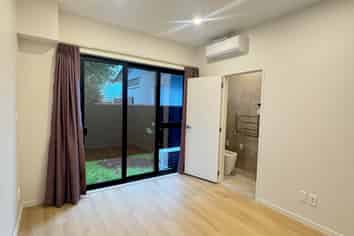 8/5 Mount Albert Road, Mount Albert