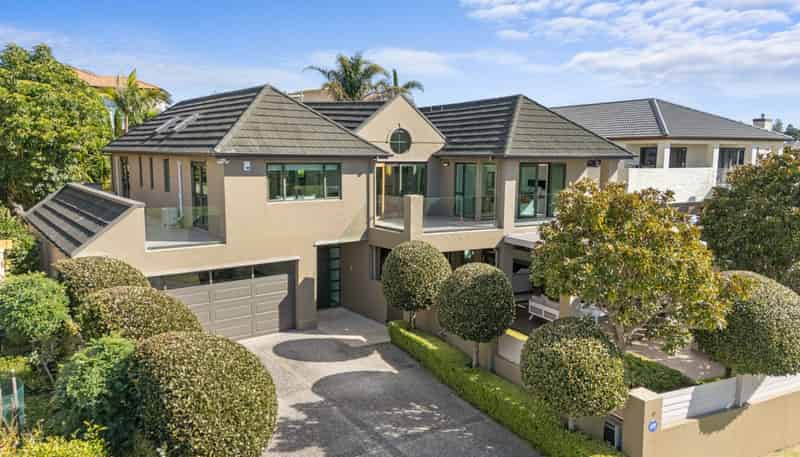 9 Onemana Way, Te Atatu Peninsula