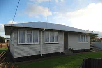 5 Sutton Place, Hawera