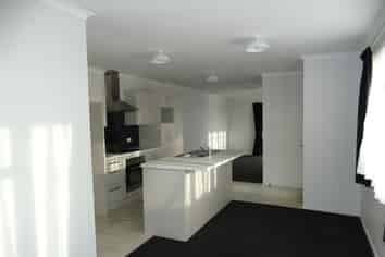 5 Sutton Place, Hawera