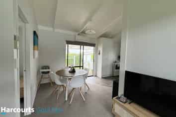 4a Roretana Drive, Athenree