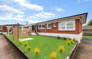 3/9 Onslow Road, Papakura