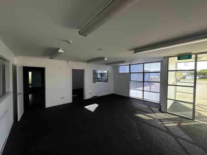 Modern Profile on Portsmouth Drive