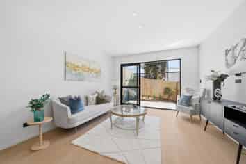 3/44 Drake Street, Howick