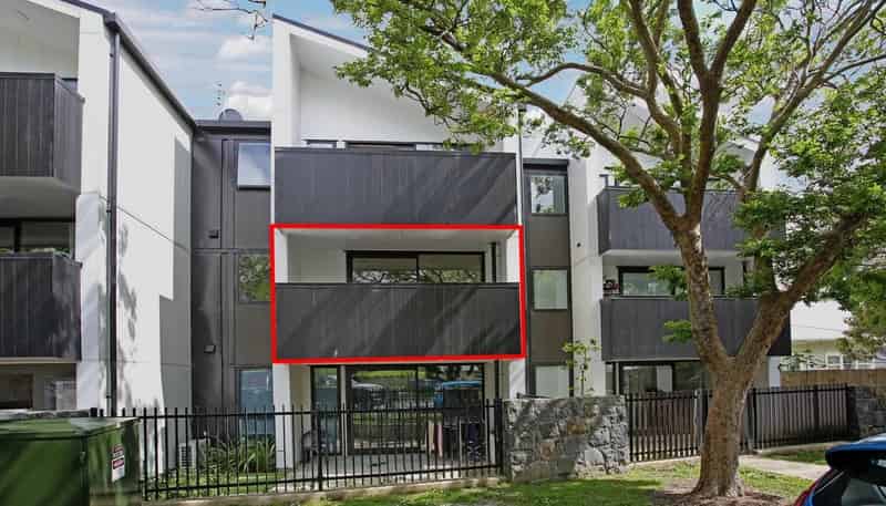 102/238 Princes Street East, Otahuhu