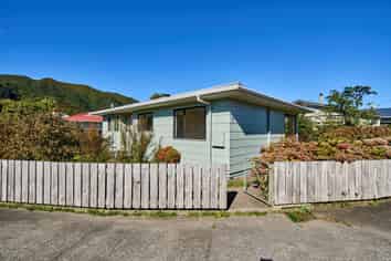 126A Waiwhetu Road, Waterloo