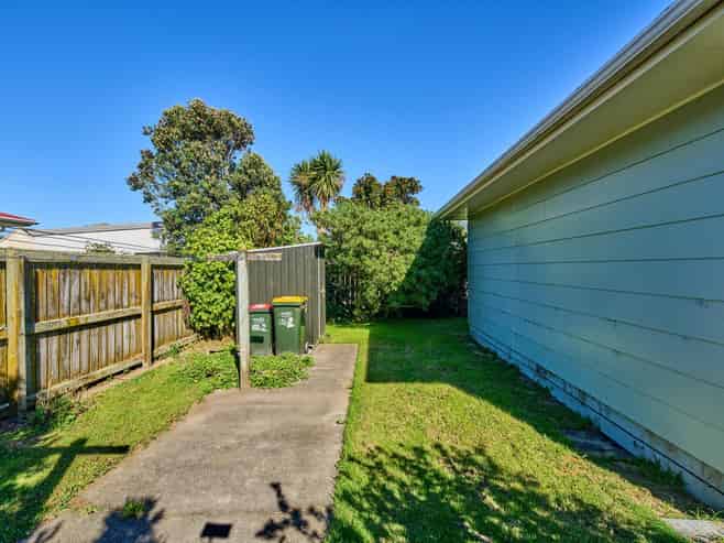 126A Waiwhetu Road, Waterloo