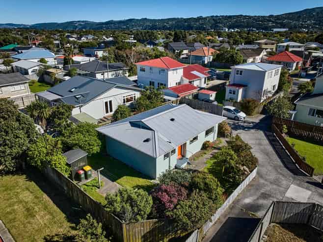 126A Waiwhetu Road, Waterloo