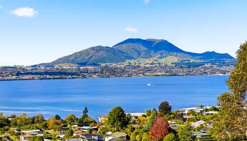 32 Mapara Road, Acacia Bay