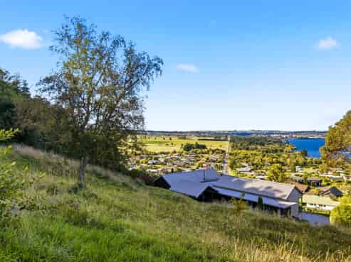 32 Mapara Road, Acacia Bay