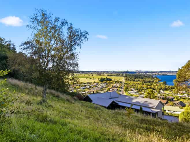 32 Mapara Road, Acacia Bay