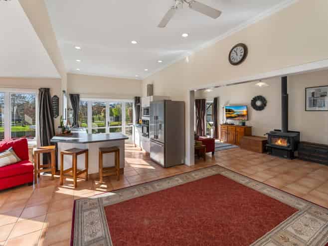 372 Wakefield-Kohatu Highway, Wakefield