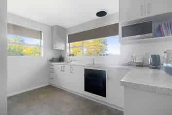 1/705 Fitzroy Avenue , Mahora