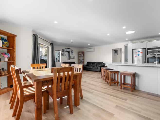 13 Amberley Place, Rototuna