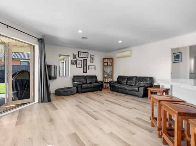 13 Amberley Place, Rototuna