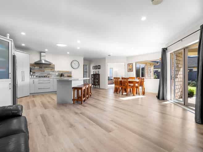 13 Amberley Place, Rototuna