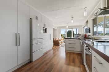 4 New York Street, Martinborough