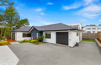 75 Glenvar Ridge Road, Long Bay