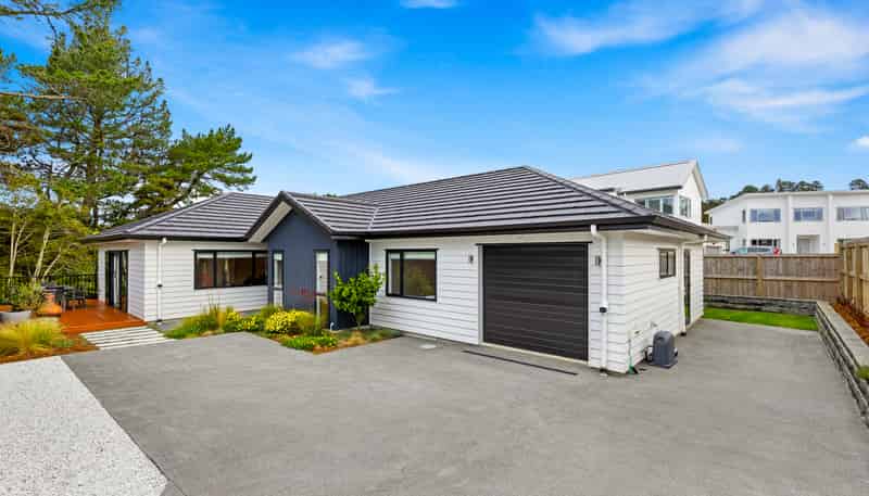 75 Glenvar Ridge Road, Long Bay