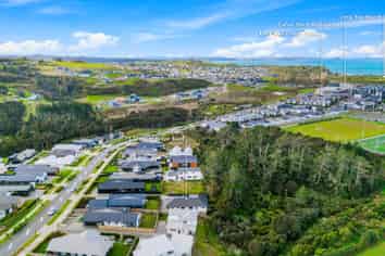 75 Glenvar Ridge Road, Long Bay