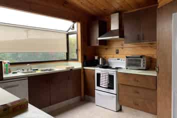 24 Vivian Drive, Omokoroa