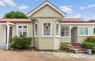 2/22 Lloyd Avenue, Mount Albert