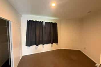 54 Captain Scott Road, Glen Eden