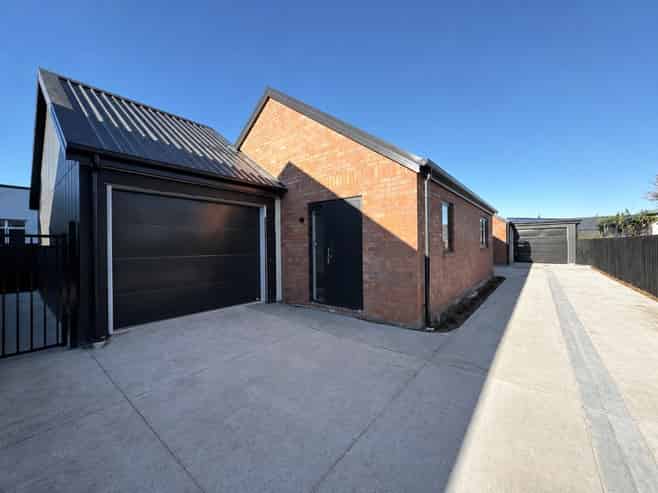 1/300 Westminster Street, Saint Albans