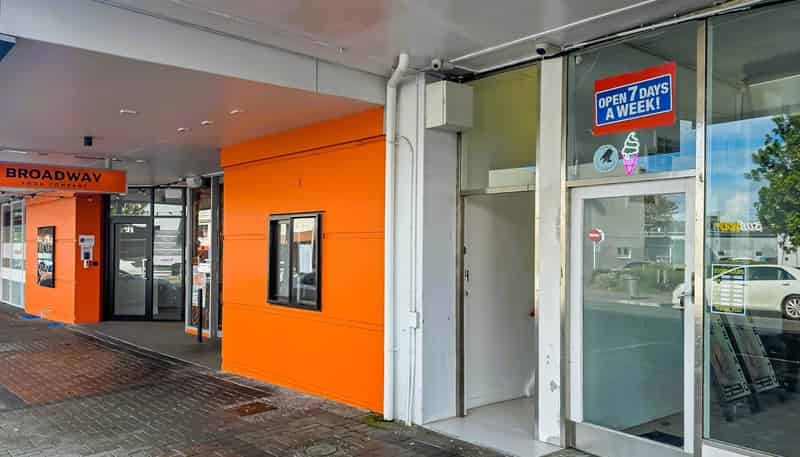 Level 1/28 Broadway, Papakura