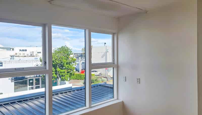Level 1/28 Broadway, Papakura