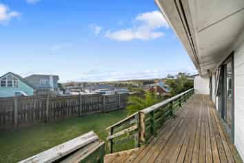 27 Orams Road, Hillpark