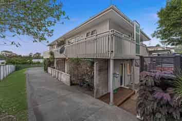 1/28 Hawkins Street, Meadowbank
