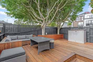 1/28 Hawkins Street, Meadowbank