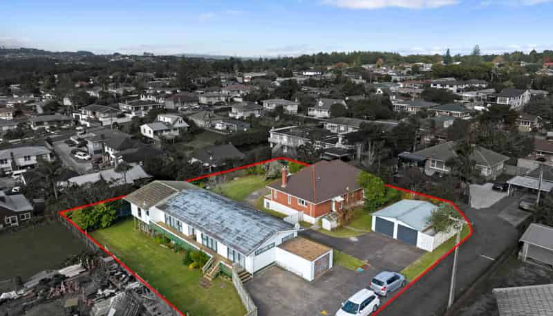 27 and 29 Orams Road, Hillpark