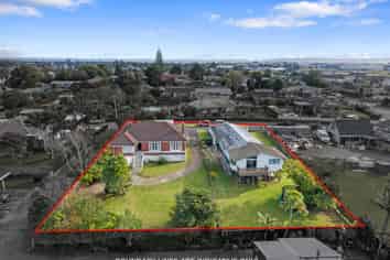 27 and 29 Orams Road, Hillpark
