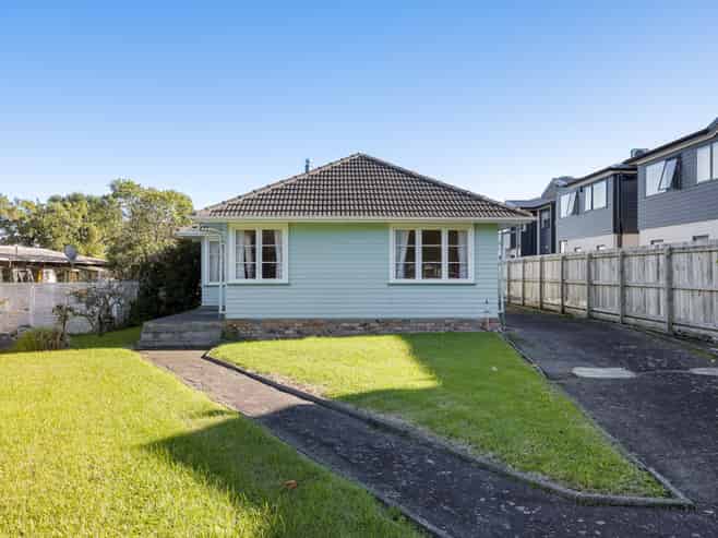 116 Kervil Avenue, Te Atatu Peninsula