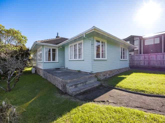 116 Kervil Avenue, Te Atatu Peninsula